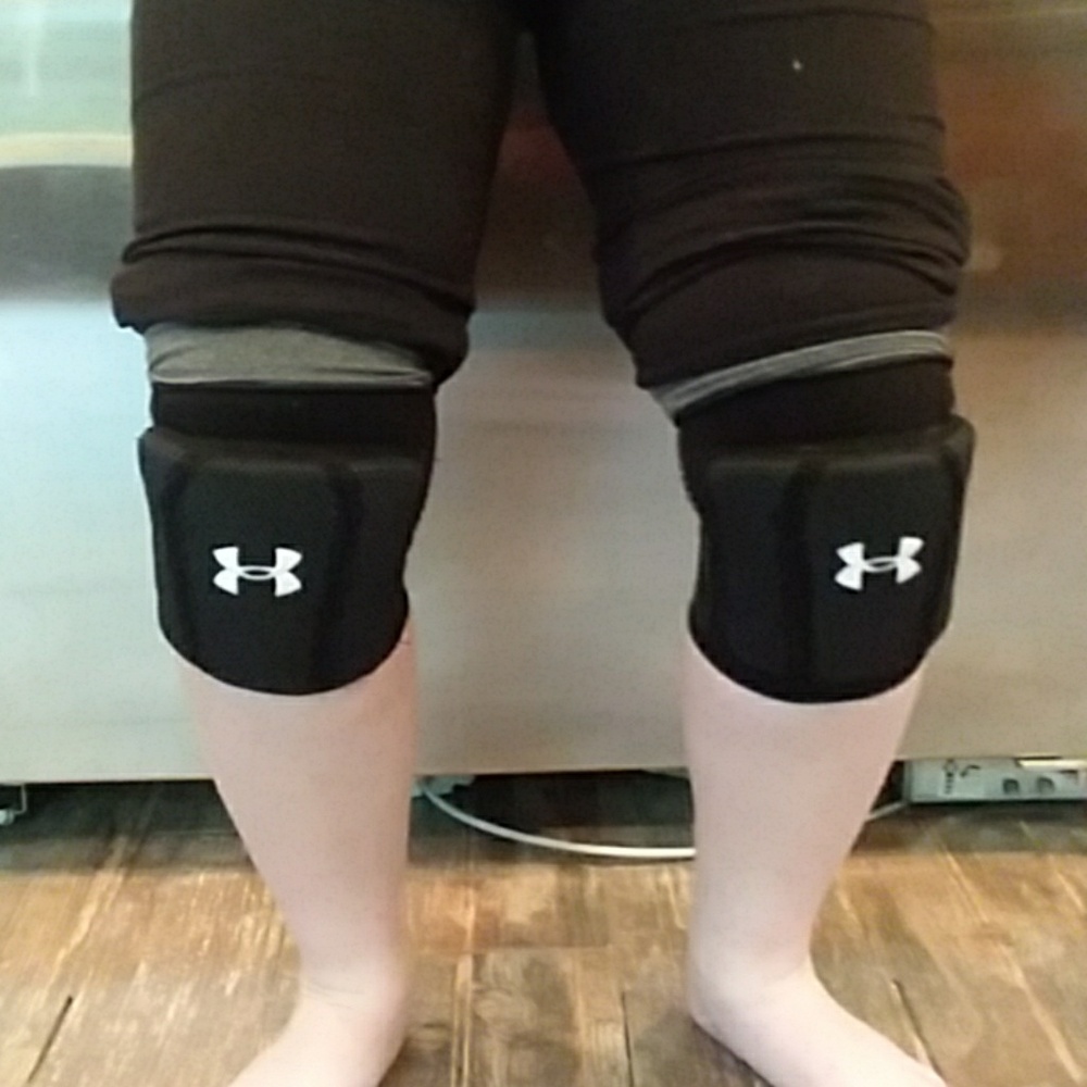 Under Armour volleyball knee pads